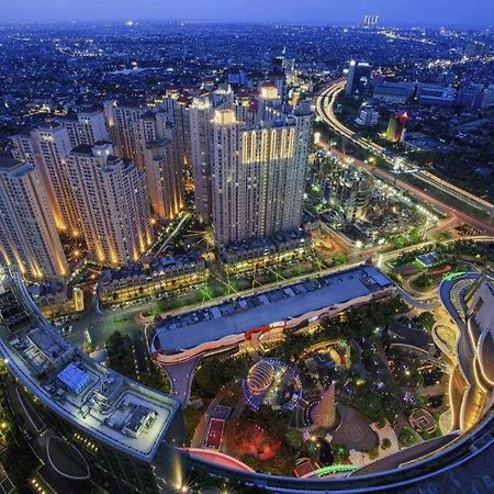 Capital O 281 Hotelo Jakarta Exterior foto