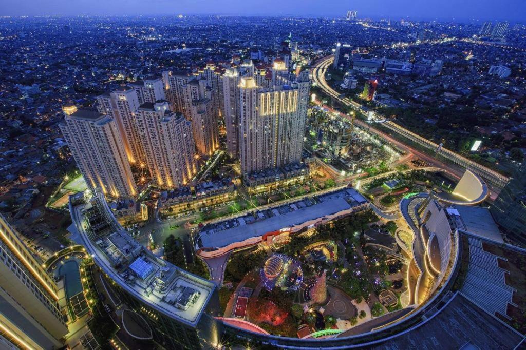 Capital O 281 Hotelo Jakarta Exterior foto